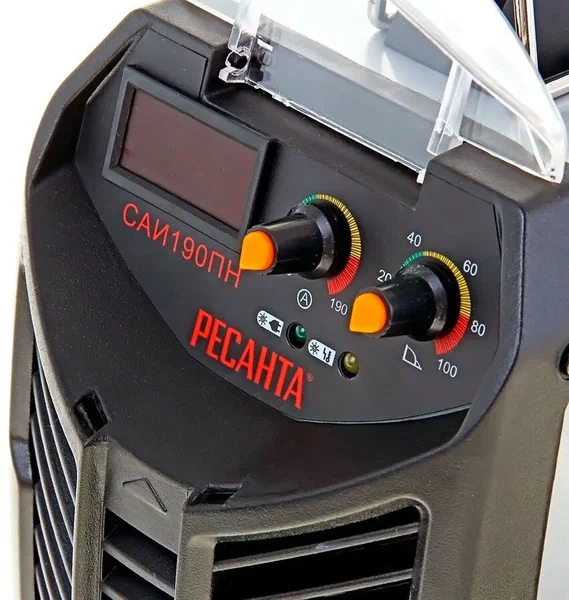 Сварочный инвертор РЕСАНТА САИ 190 ПН